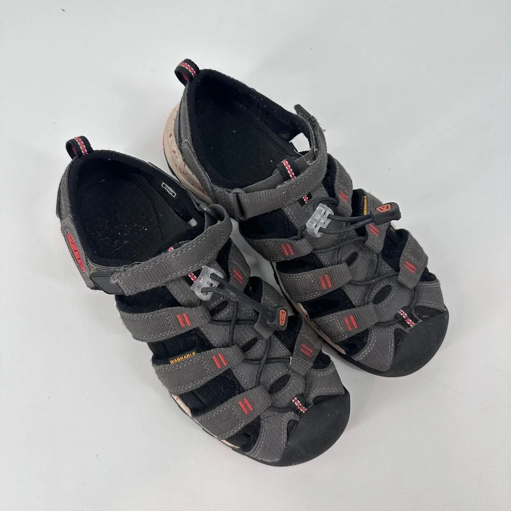 Keen Newport Neo Water Sandals Washable Hiking‎ Shoes Kids Size 5Y